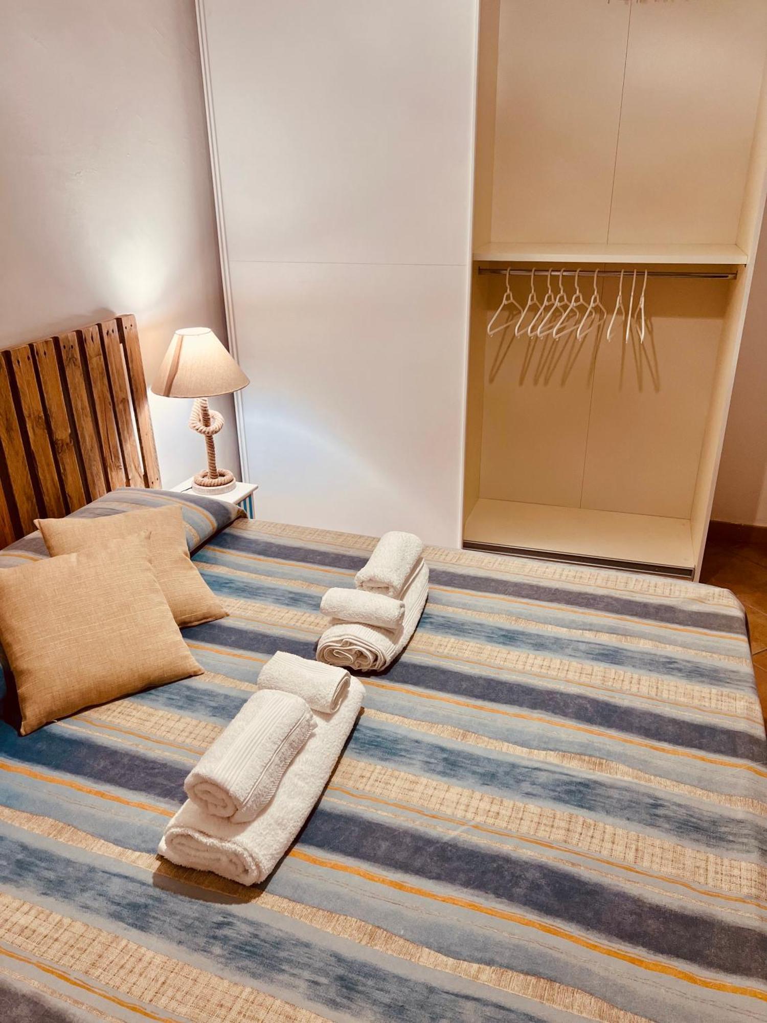 Ferienwohnung Il Maestrale La Maddalena  Exterior foto